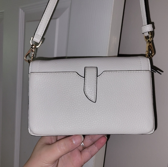 Michael kors crossbody - Picture 3 of 6